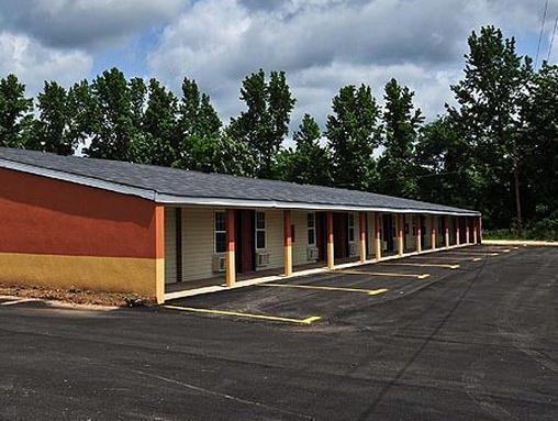 Relax Inn Guin Exterior photo