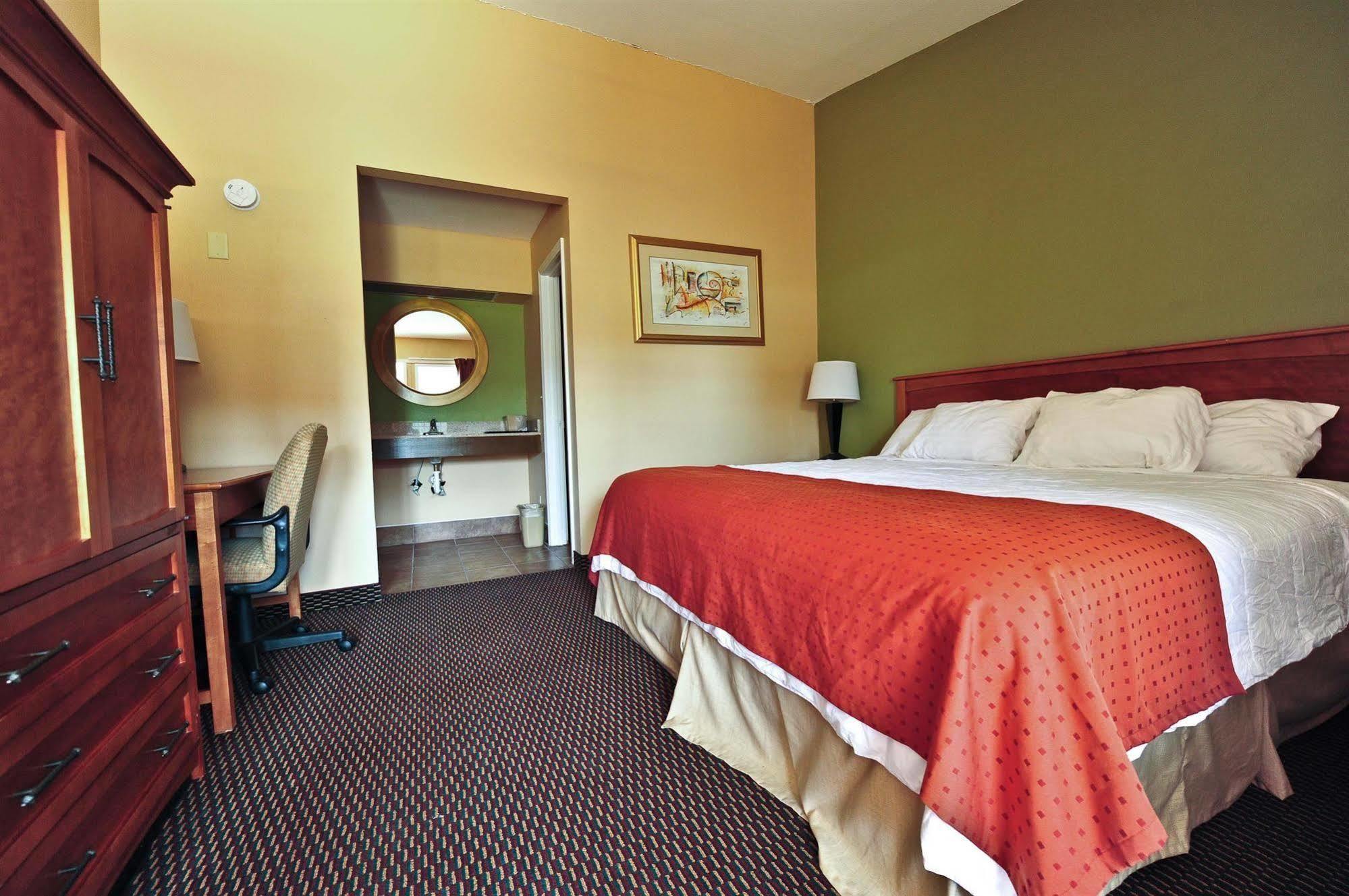 Relax Inn Guin Exterior photo